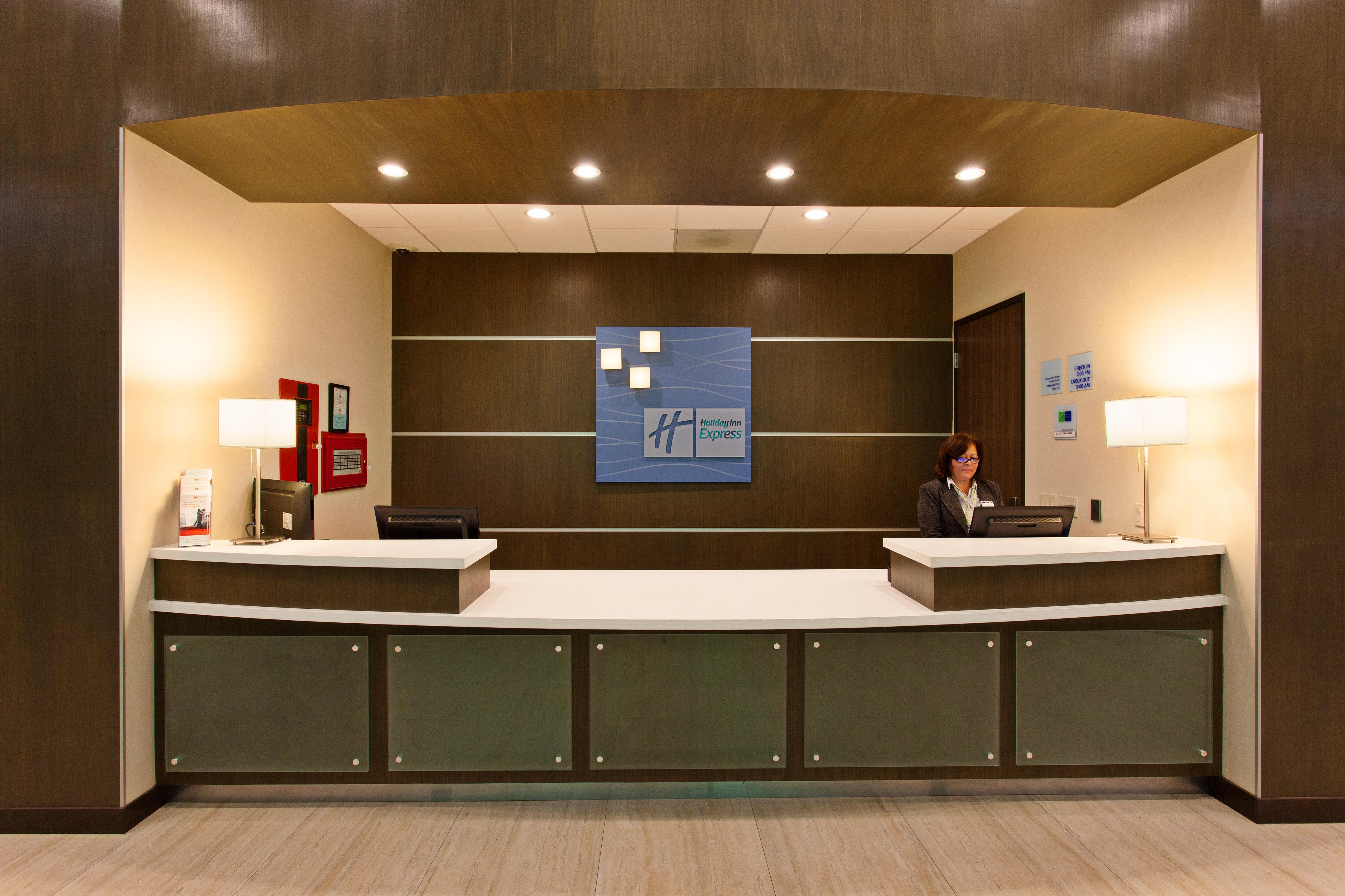 Holiday Inn Express North Hollywood - Burbank Area By Ihg Los Angeles Dış mekan fotoğraf