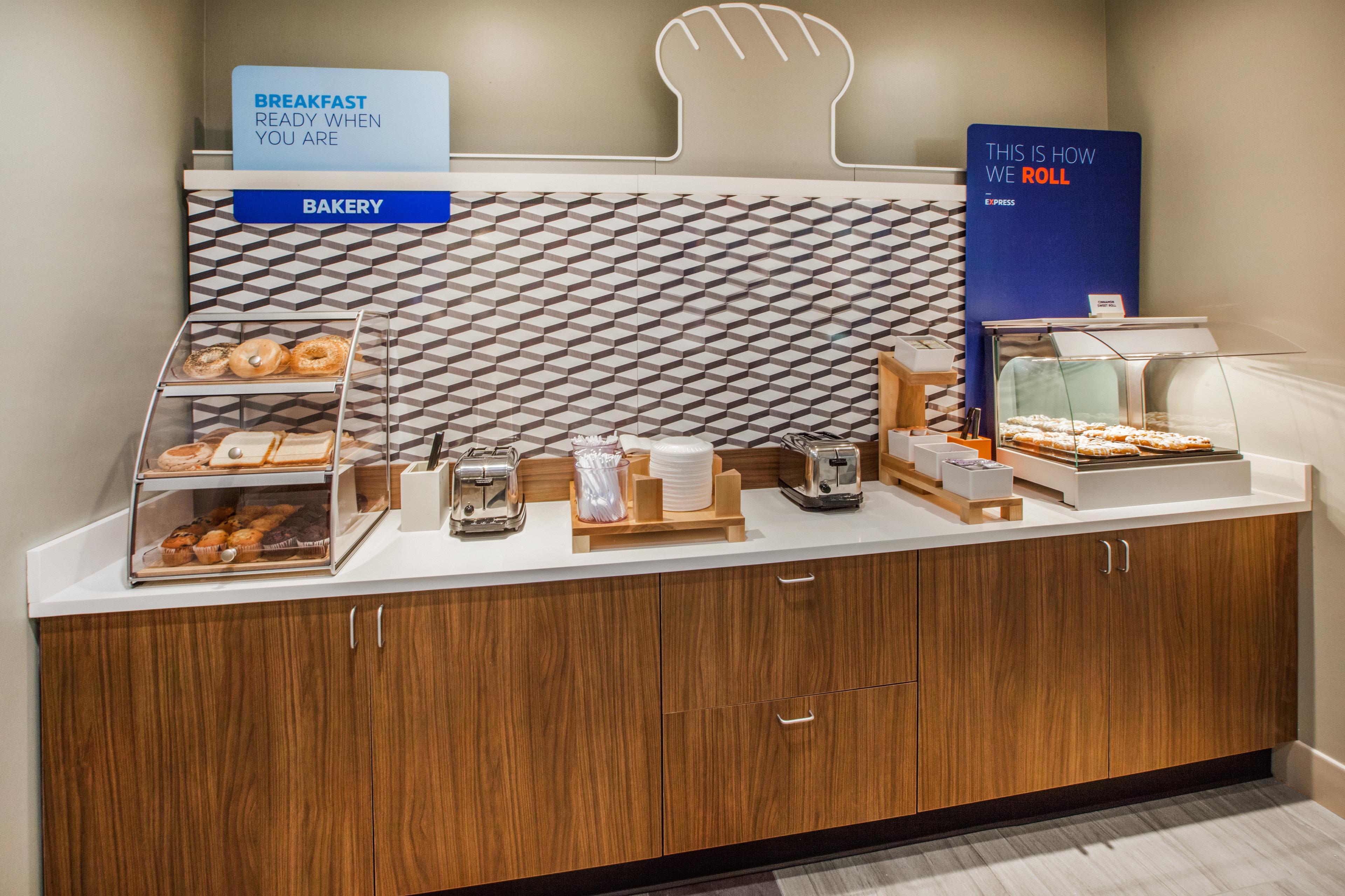 Holiday Inn Express North Hollywood - Burbank Area By Ihg Los Angeles Dış mekan fotoğraf