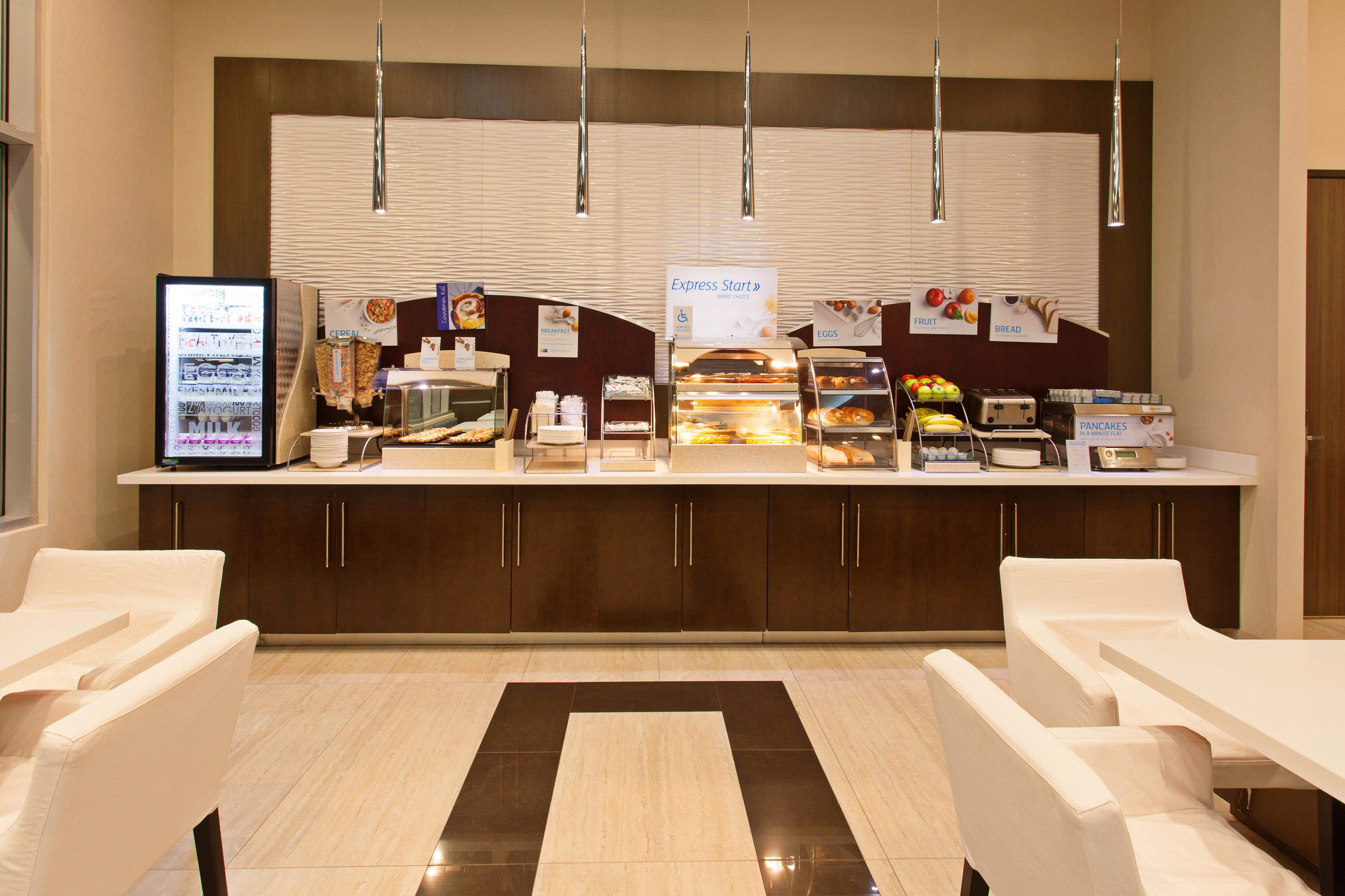 Holiday Inn Express North Hollywood - Burbank Area By Ihg Los Angeles Dış mekan fotoğraf