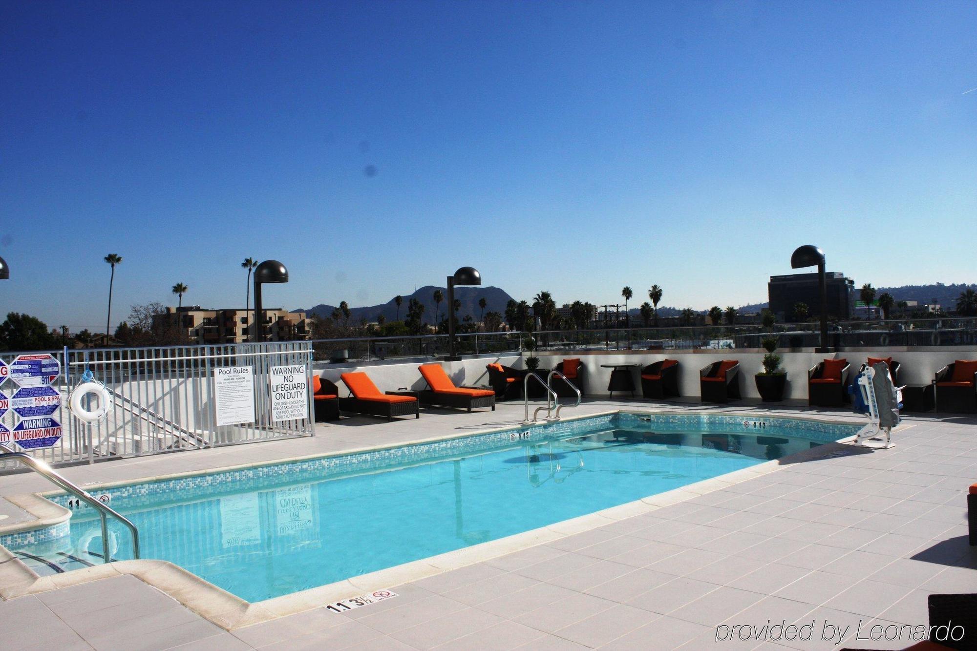 Holiday Inn Express North Hollywood - Burbank Area By Ihg Los Angeles Dış mekan fotoğraf