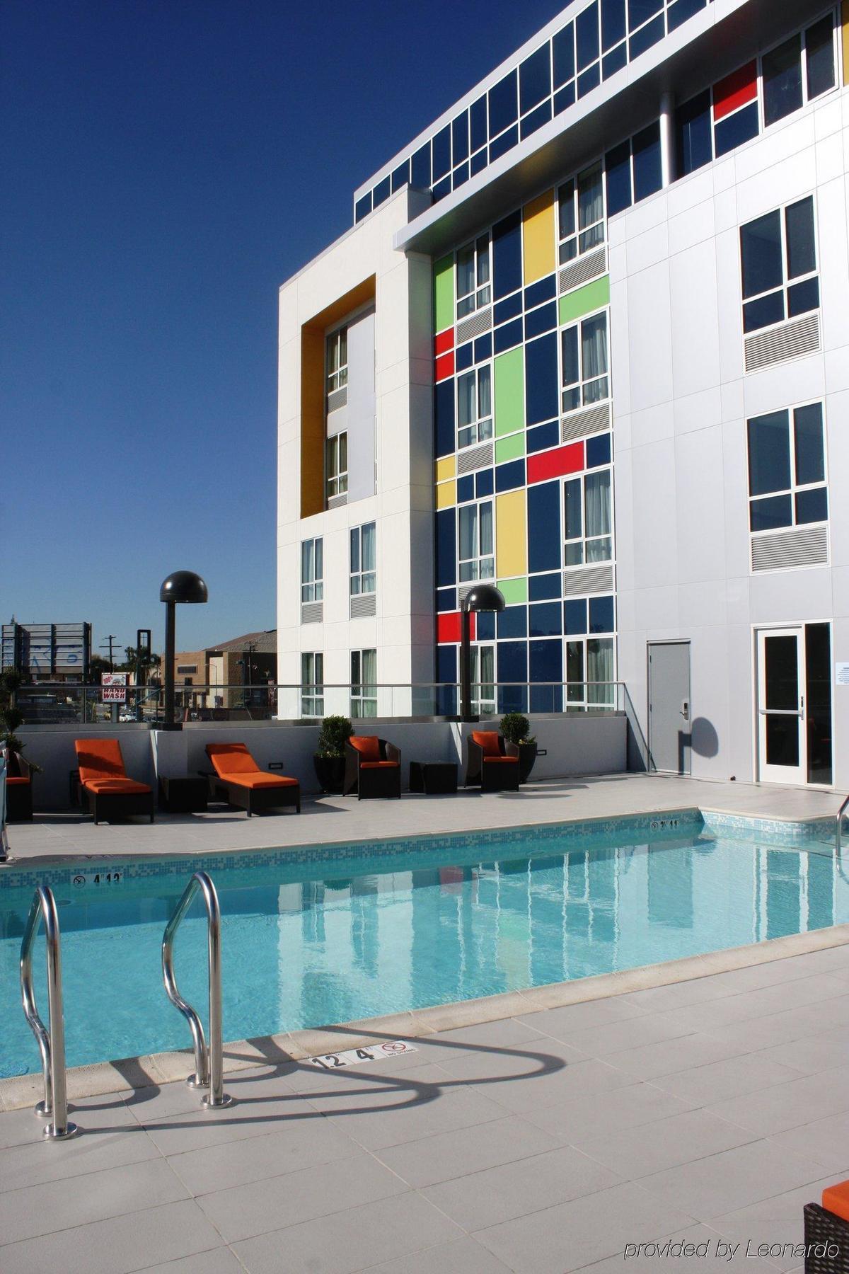 Holiday Inn Express North Hollywood - Burbank Area By Ihg Los Angeles Dış mekan fotoğraf